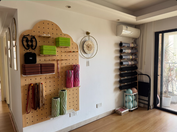Home Gym Folding Rack - Wooden Yoga Mat Holder Wall Mount